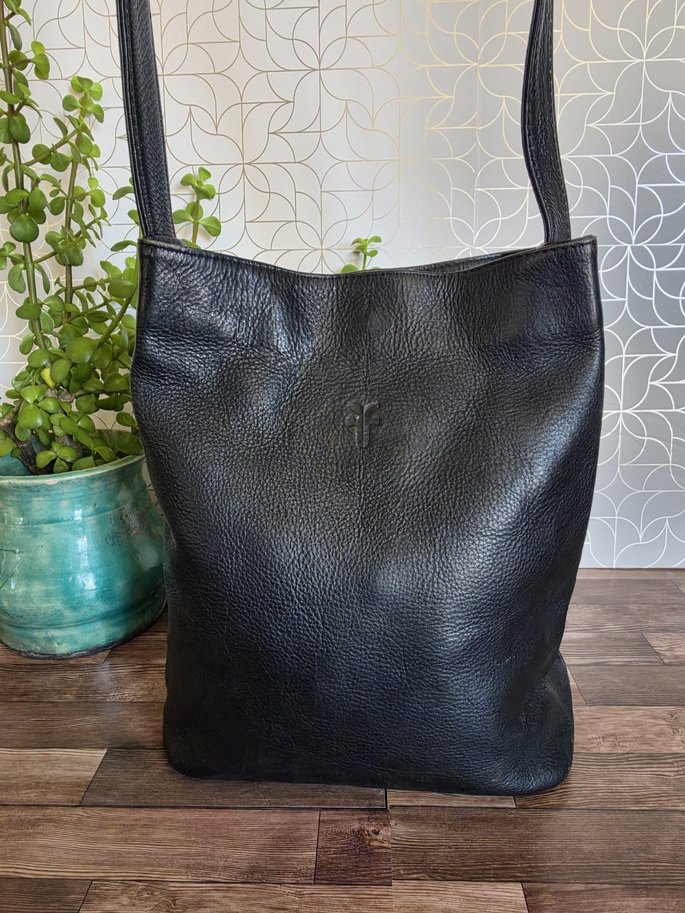 Frye Black Pebbled Leather Crossbody Shoulder Bag - Picture 2 of 9